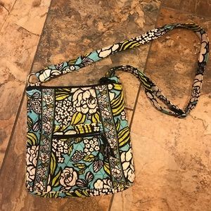 VGUC Vera Bradley Hipster Island Blooms